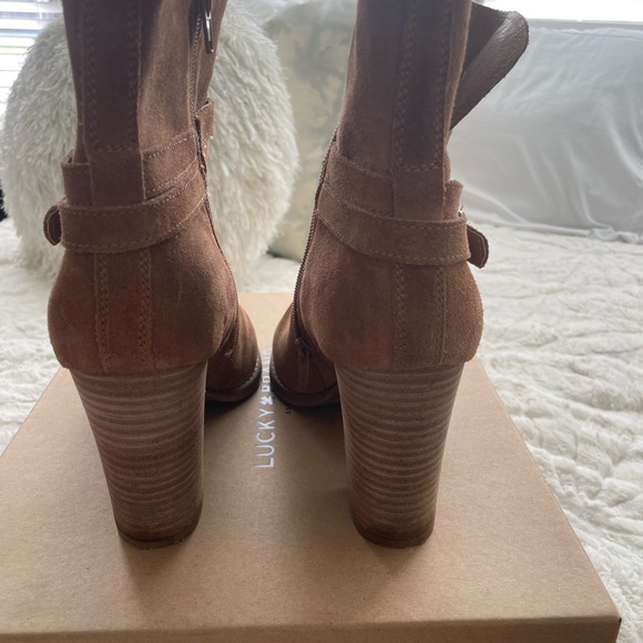Lucky brand,  beige, suede boots - Picture 3 of 5